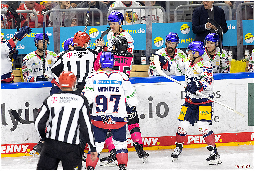 PENNY DEL;  Kölner Haie - Eisbären Berlin; Köln, 16.10.2022